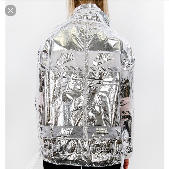 NWT Nike Sportswear Metallic Jacket WMNS - Picture 3 of 8